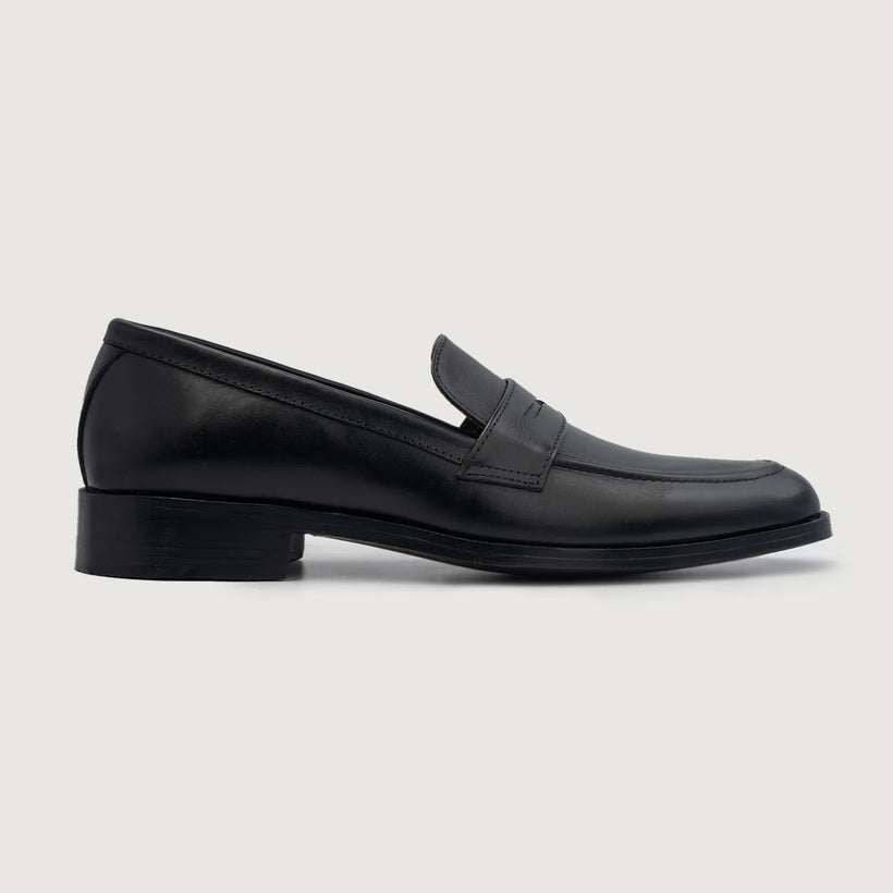 Baxton E zezë Leather Loafers për meshkuj