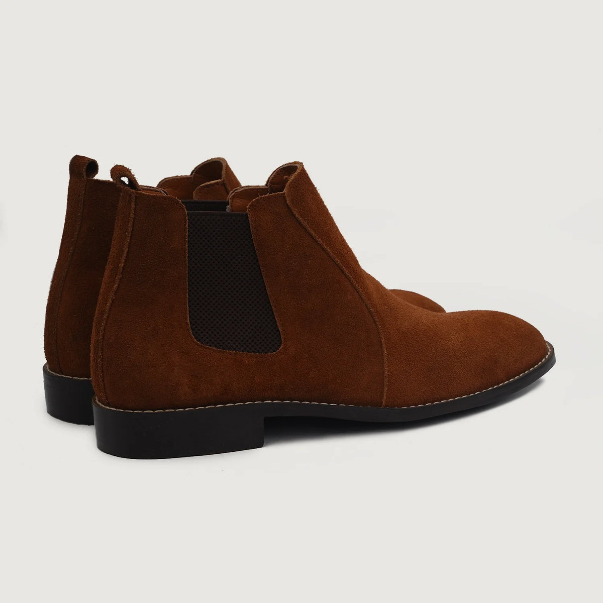 Clarkson Chelsea Kafe Suede Çizme lëkure për Meshkuj For Men - Pjesë e pasme e thembrës e përforcuar dhe qepje dyshe precize
