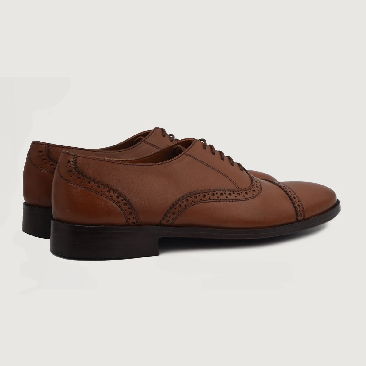 High-Traction Rubber Outsole & Lug Tread Pattern on Greyson Brogues Oxford Kafe e çelët Këpucë lëkure për Meshkuj For Men