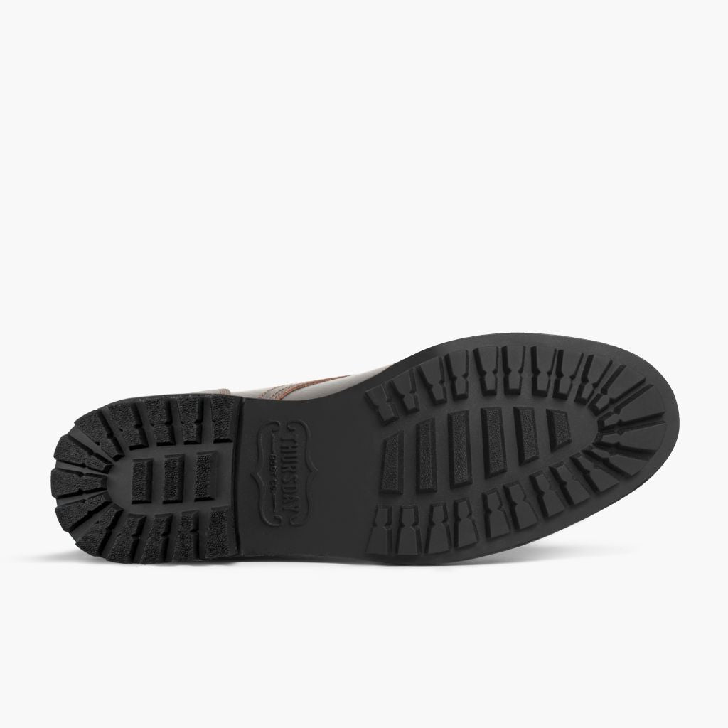 High-Traction Rubber Outsole & Lug Tread Pattern on Vanguard Waxed Cacao Çizme lëkure për Meshkuj For Men