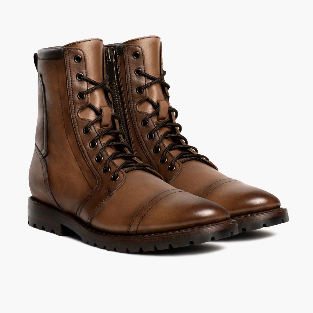Casa Moto Amber Wheat Çizme lëkure për Meshkuj in Classic Full-Grain Leather - Pamje ballore dhe siluetë e përshtatur | Bli online