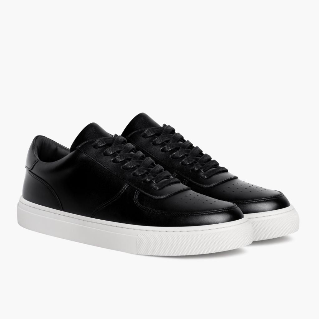 Court Black Leather Sneakers në lëkurë të vërtetë viçi të zezë - Pamje anësore | Bli online
