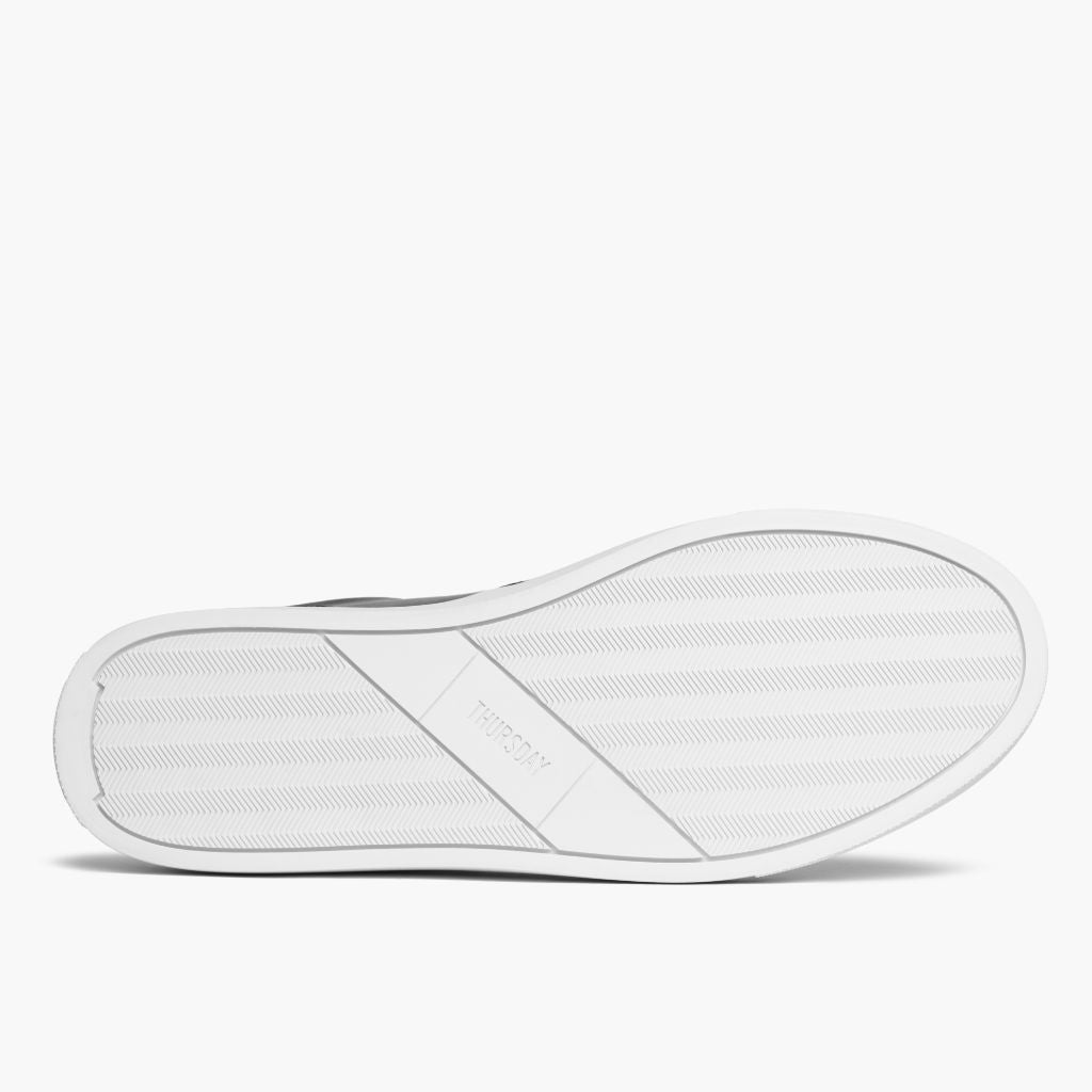 High-Traction Rubber Outsole & Lug Tread Pattern on Court E zezë Atlete lëkure për Meshkuj