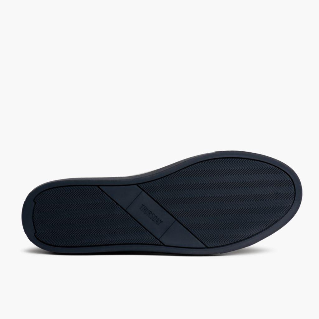 High-Traction Rubber Outsole & Lug Tread Pattern on Encore Navy Atlete lëkure për Meshkuj