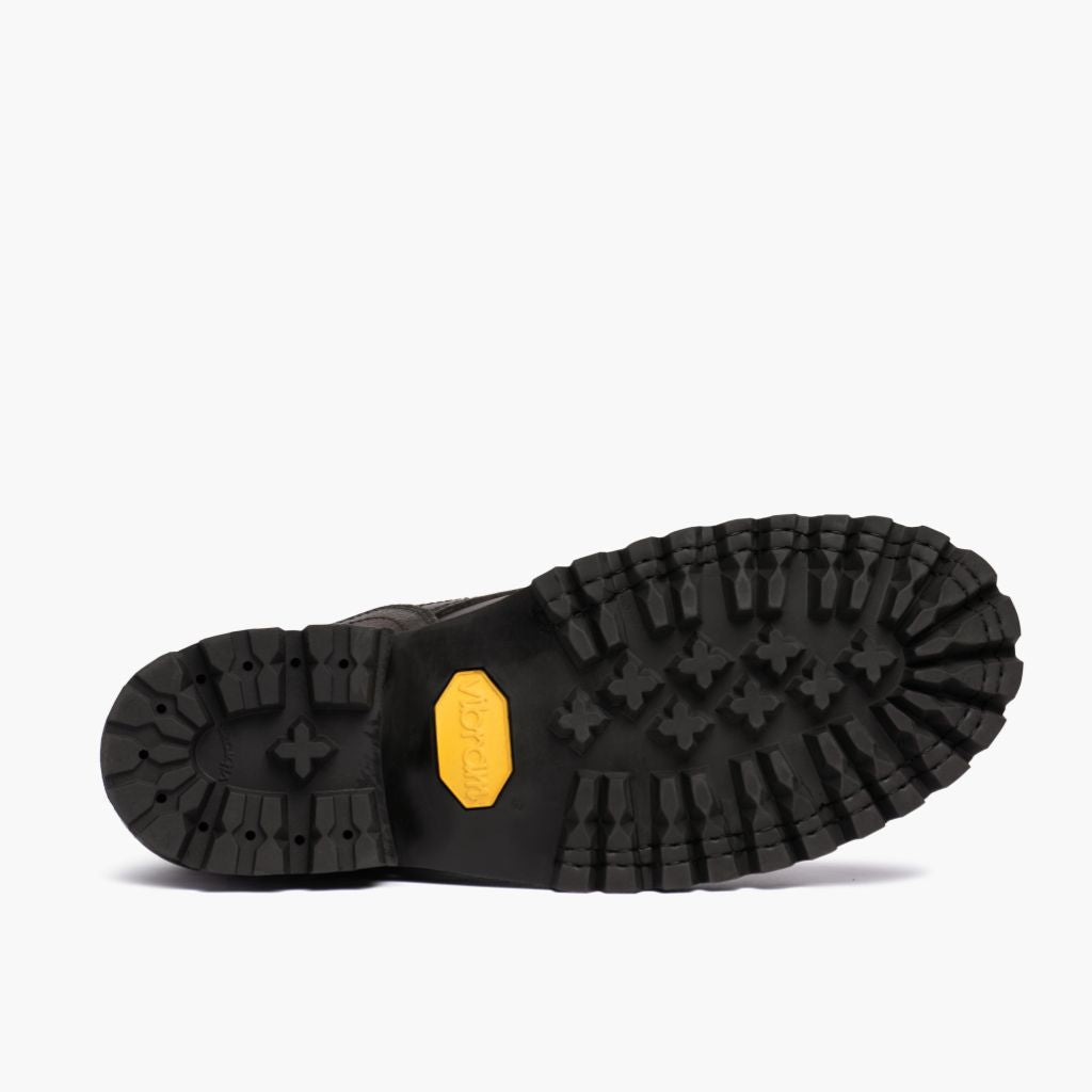 High-Traction Rubber Outsole & Lug Tread Pattern on Challenger Canyon Çizme lëkure për Meshkuj