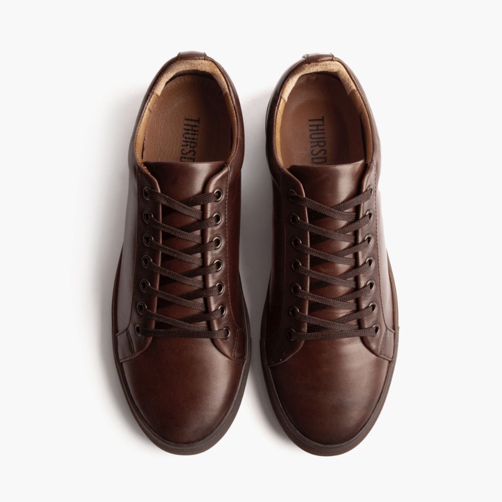 Premier Low Top Old English Atlete lëkure për Meshkuj For Men - Pjesë e pasme e thembrës e përforcuar dhe qepje dyshe precize