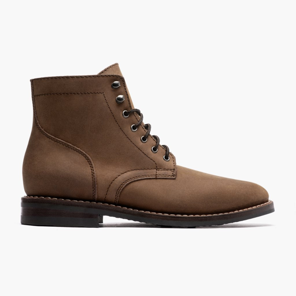Classic Full-Grain leather Boots - Strukturë e qepur Goodyear welt dhe maja e këpucës