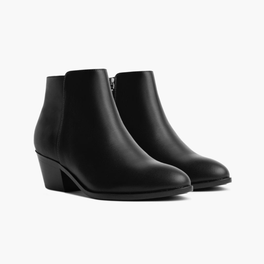 Black Full-Grain leather Boots - Strukturë e qepur Goodyear welt dhe maja e këpucës