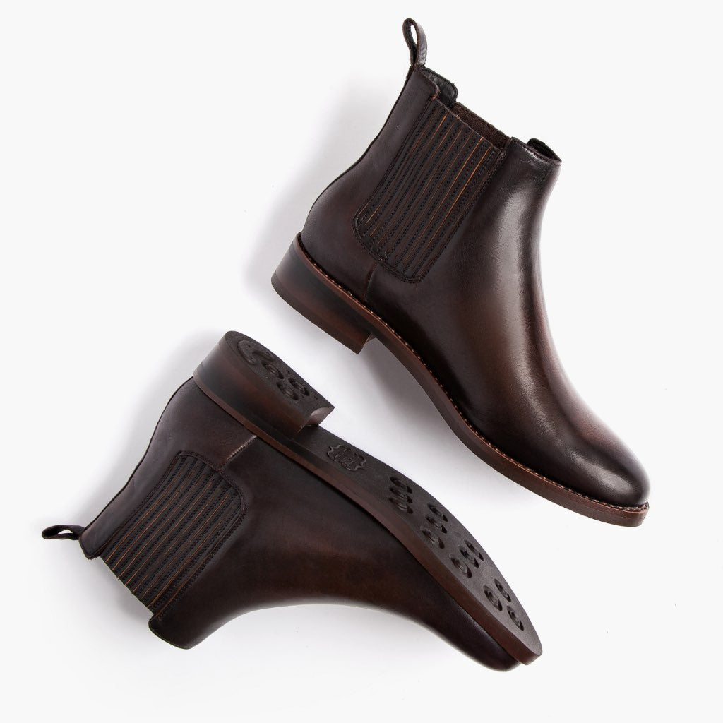 High-Traction Rubber Outsole & Lug Tread Pattern on Dreamer E zezë Coffee Çizme lëkure për Femra