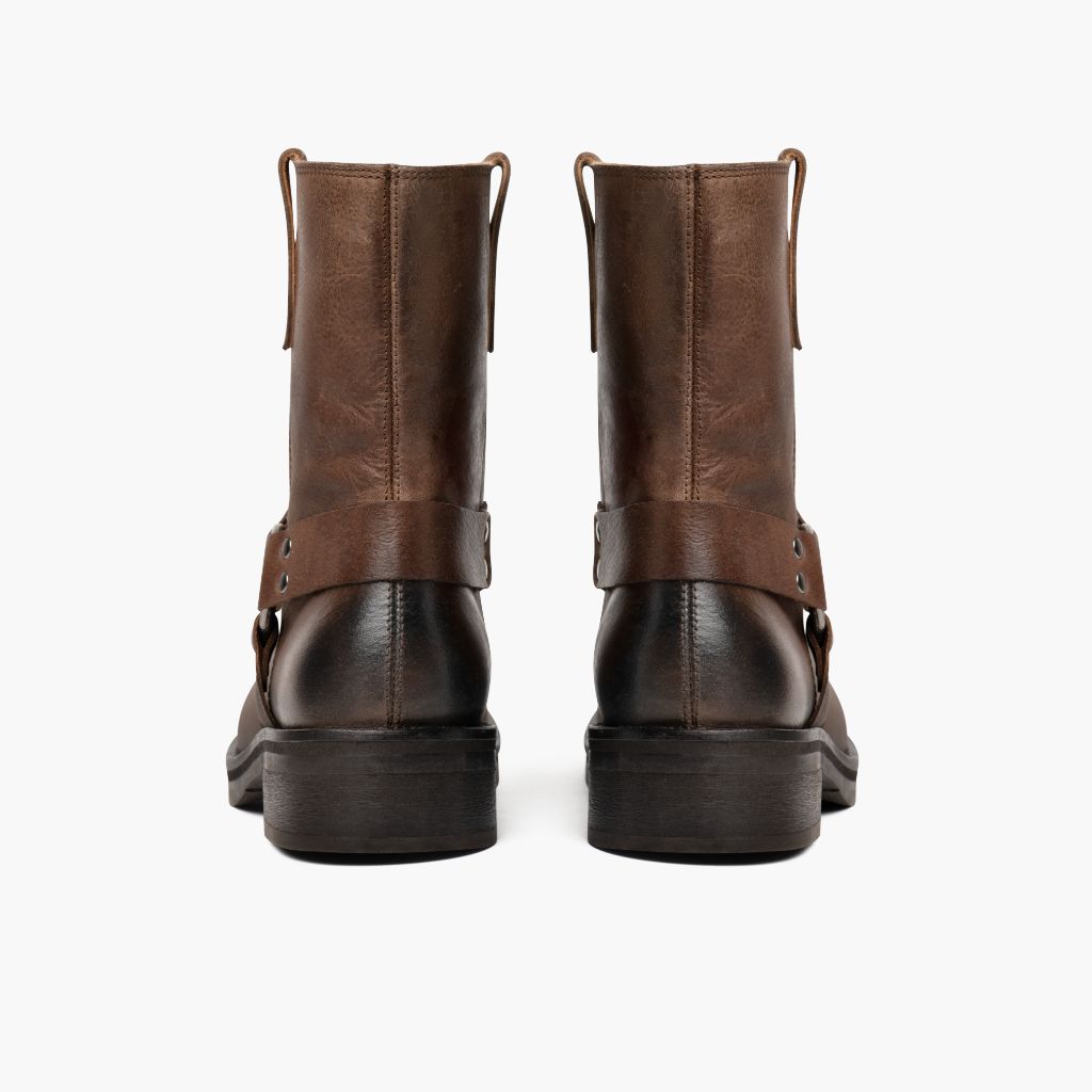 High-Traction Rubber Outsole & Lug Tread Pattern on Outlaw Light Tobacco Çizme lëkure për Femra