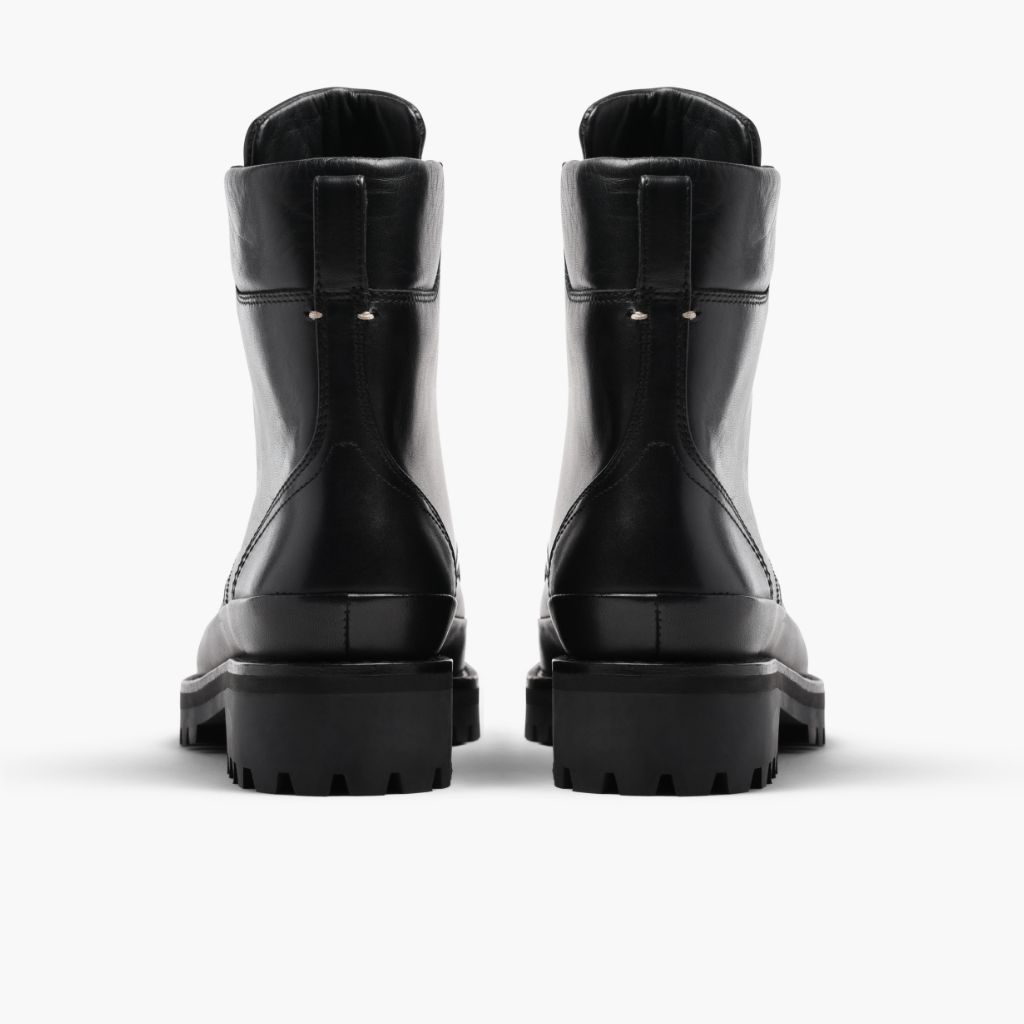 High-Traction Rubber Outsole & Lug Tread Pattern on Ryder E zezë Çizme lëkure për Femra