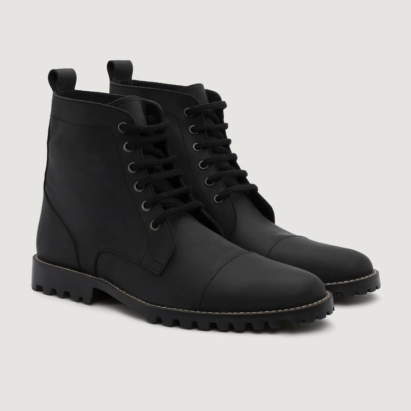 Knight Derby E zezë Matte Nubuck Çizme lëkure - TerraGrip për Meshkuj