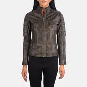
Detaje nga afër of Band & Zipper Hardware on Adalyn E tegelisur Distressed Kafe Xhaketë Motociklisti Lëkure për Femra