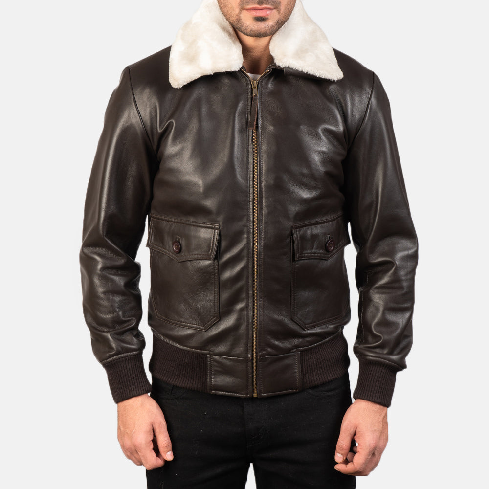 
Detaje nga afër of Shirt with Removable Fur & Zipper Hardware on Airin G-1 Kafe Xhaketë Bomber Lëkure për Meshkuj
