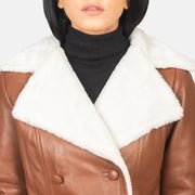 
Pamje e brendshme Showing Fully Faux Fur Lined & Dy xhepa të brendshëm funksionalë