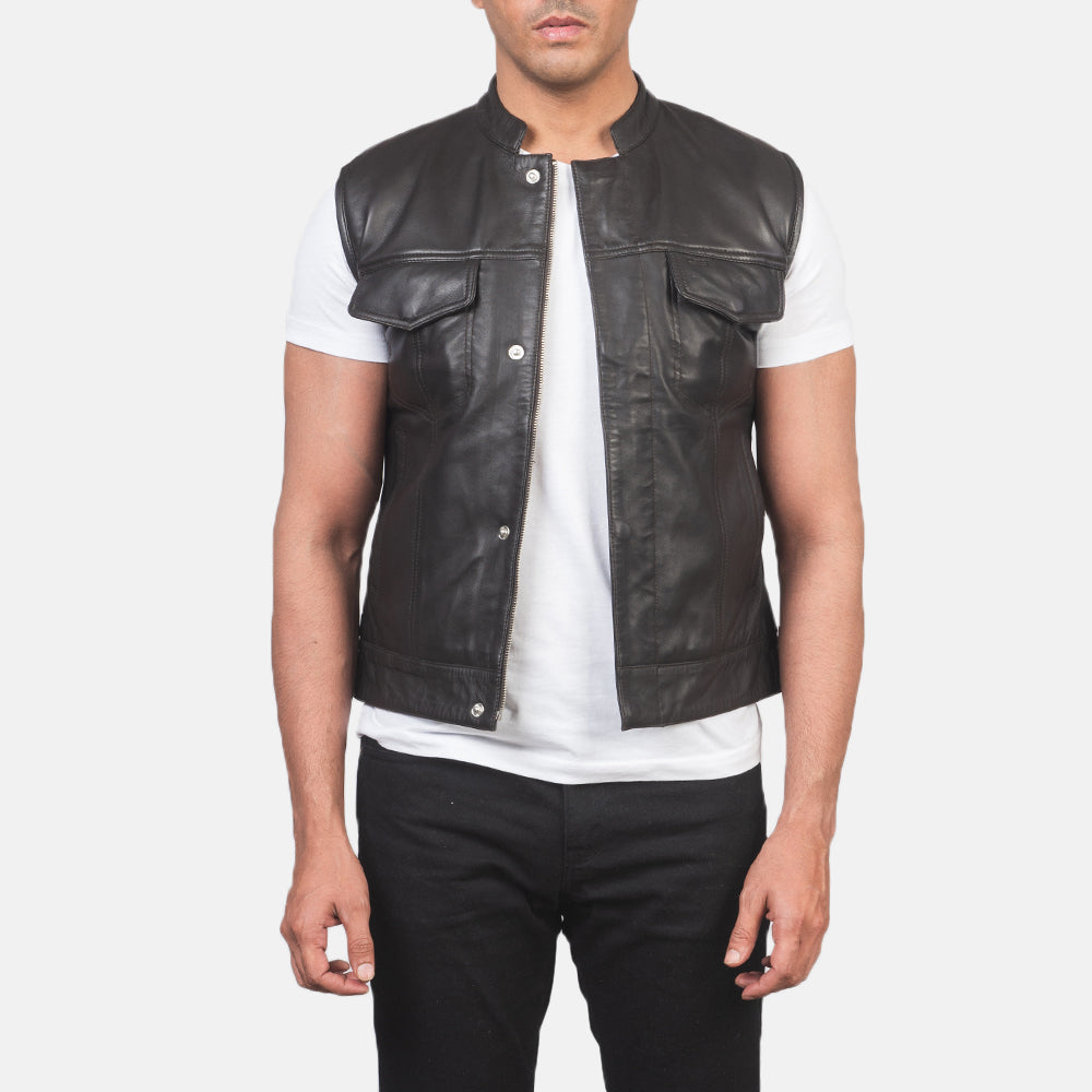 
Atlas Moto Kafe Jelek Lëkure për Meshkuj in Brown Sheepskin Leather - Pamje ballore dhe siluetë e përshtatur | Bli online