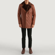 
Cinnamon Kafe Leather Fur Pallto Lëkure për Meshkuj - Pamje anësore me prerje ergonomike të mëngëve