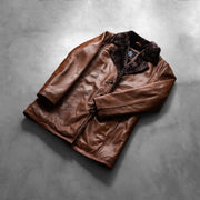 
Open Hem & Hem Craftsmanship Construction Detail on Cinnamon Distressed Leather Fur Pallto Lëkure për Meshkuj
