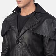 
Detaje nga afër of Classic Collar & Buttons + Belt Hardware on Deux E zezë Leather Duster për Meshkuj