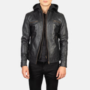 
Hector E zezë Hooded Xhaketë Motociklisti Lëkure për Meshkuj in Black Cowhide Leather - Pamje ballore dhe siluetë e përshtatur | Bli online