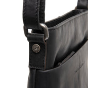 
Pamje e brendshme Showing Dedicated Padded Laptop Sleeve & Multi-Compartment Organization
