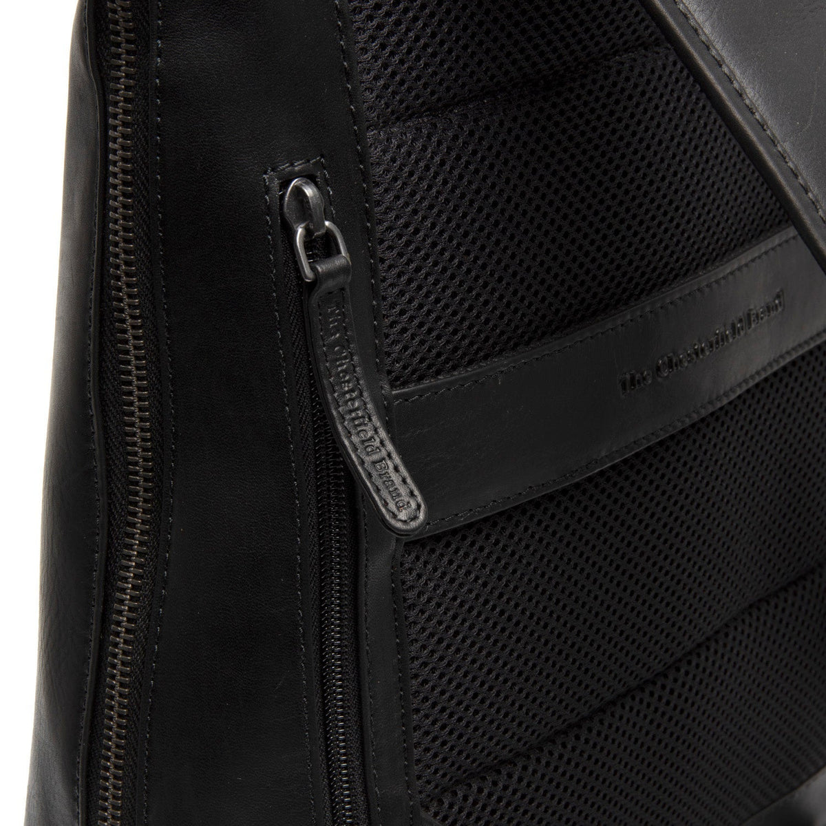 Pamje e brendshme Showing Dedicated Padded Laptop Sleeve & Multi-Compartment Organization
