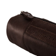 
Pamje e veshur në trup:  Leather Pencil Case Lea për Femra në model në dritë natyrale dite