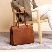 
Fidenza Çantë krahu lëkure – alternate product view 3
