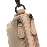 
Pamje e brendshme Showing Dedicated Padded Laptop Sleeve & Multi-Compartment Organization