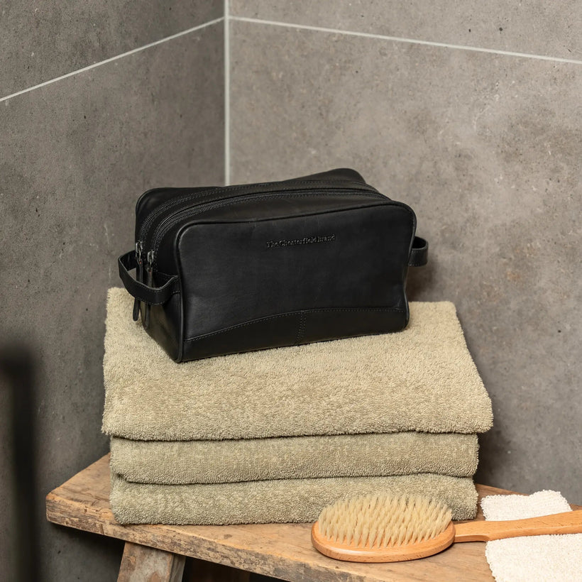 Stacey Full-Grain Leather Toiletry Bag për femra