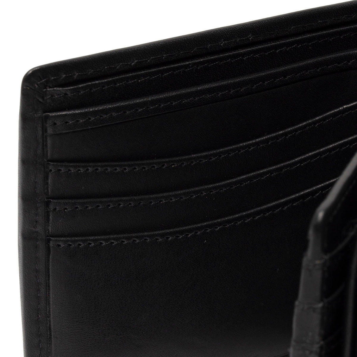 
Pamje e brendshme Showing Dedicated Padded Laptop Sleeve & Multi-Compartment Organization