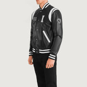 
Black & White Sheepskin Leather Varsity Jacket - Pamje e pasme me supe të theksuara dhe buzë të pastër