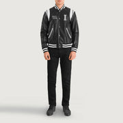 
Liberte Illinois E zezë Leather Varsity Xhaketë Lëkure për Meshkuj - Pamje anësore me prerje ergonomike të mëngëve