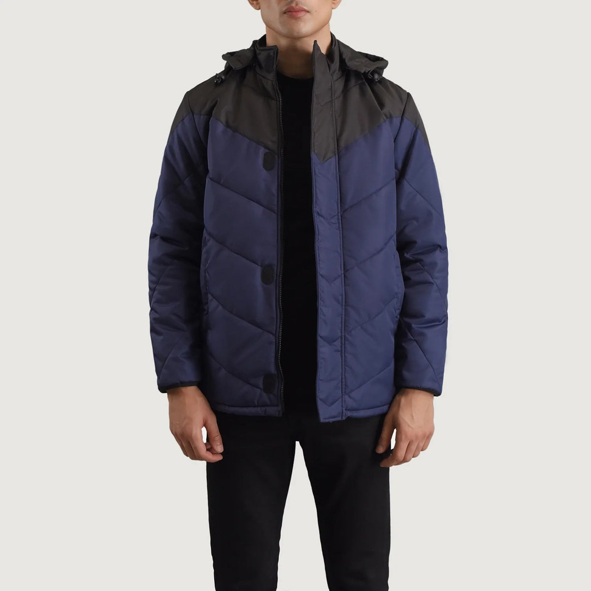 
Luka E zezë & Blu Hooded Puffer Xhaketë Lëkure për Meshkuj in Black & Blue Full-Grain Leather - Pamje ballore dhe siluetë e përshtatur | Bli online