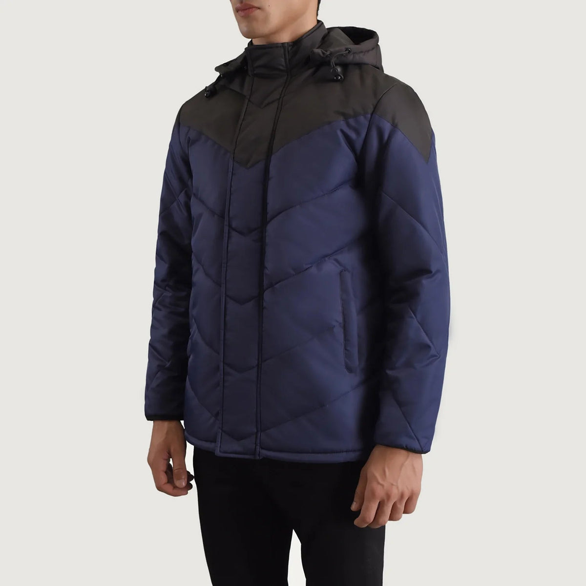 
Black & Blue Full-Grain Leather Hooded Jacket - Pamje e pasme me supe të theksuara dhe buzë të pastër