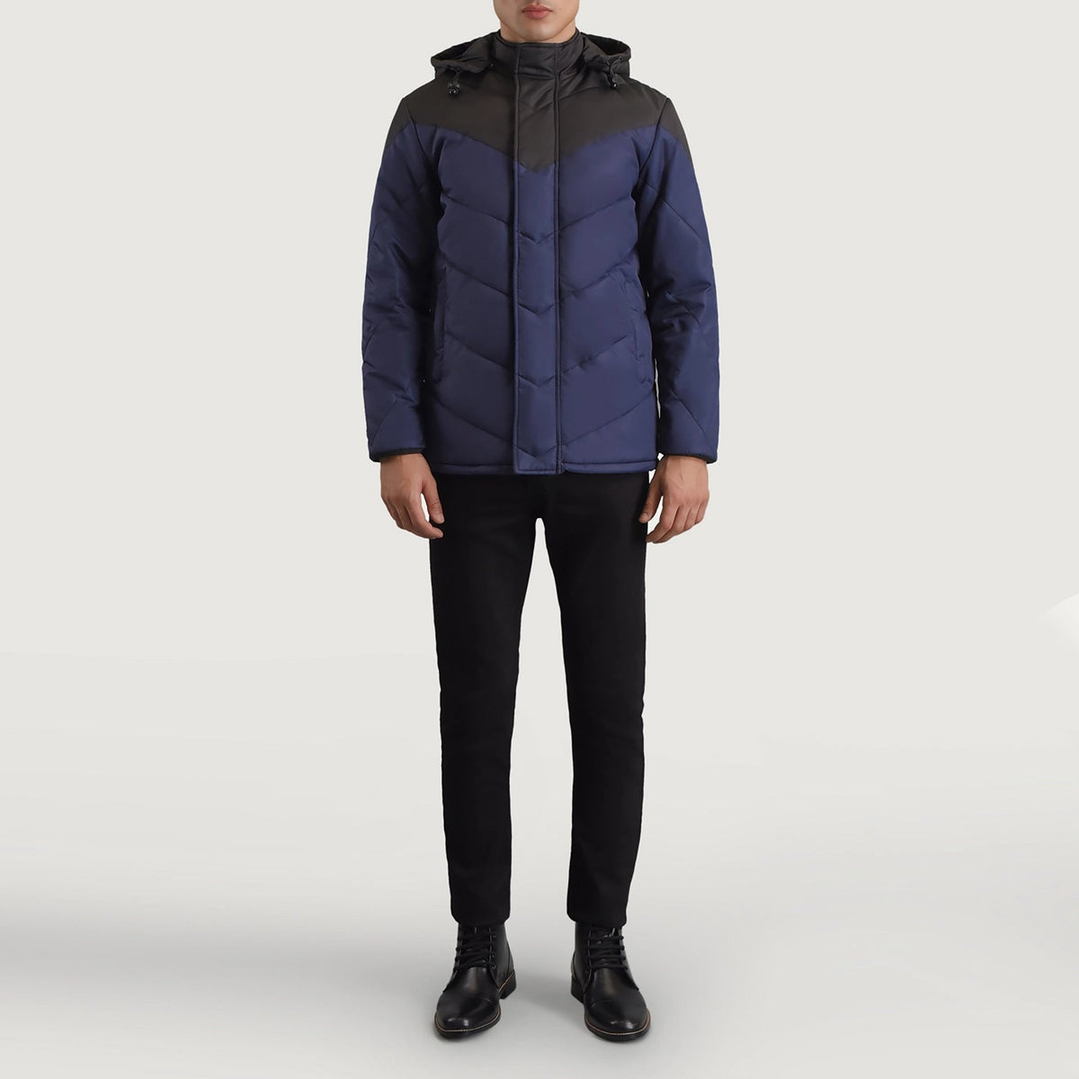 
Luka E zezë & Blu Hooded Puffer Xhaketë Lëkure për Meshkuj - Pamje anësore me prerje ergonomike të mëngëve