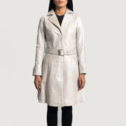 
Moonlight Silver Mantel Trench Lëkure për Femra in Silver Sheepskin Leather - Pamje ballore dhe siluetë e përshtatur | Bli online