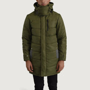 
Detaje nga afër of Classic Collar & Zipper With Snap Button Placket Hardware on Moore E gjelbër Hooded Parka për Meshkuj