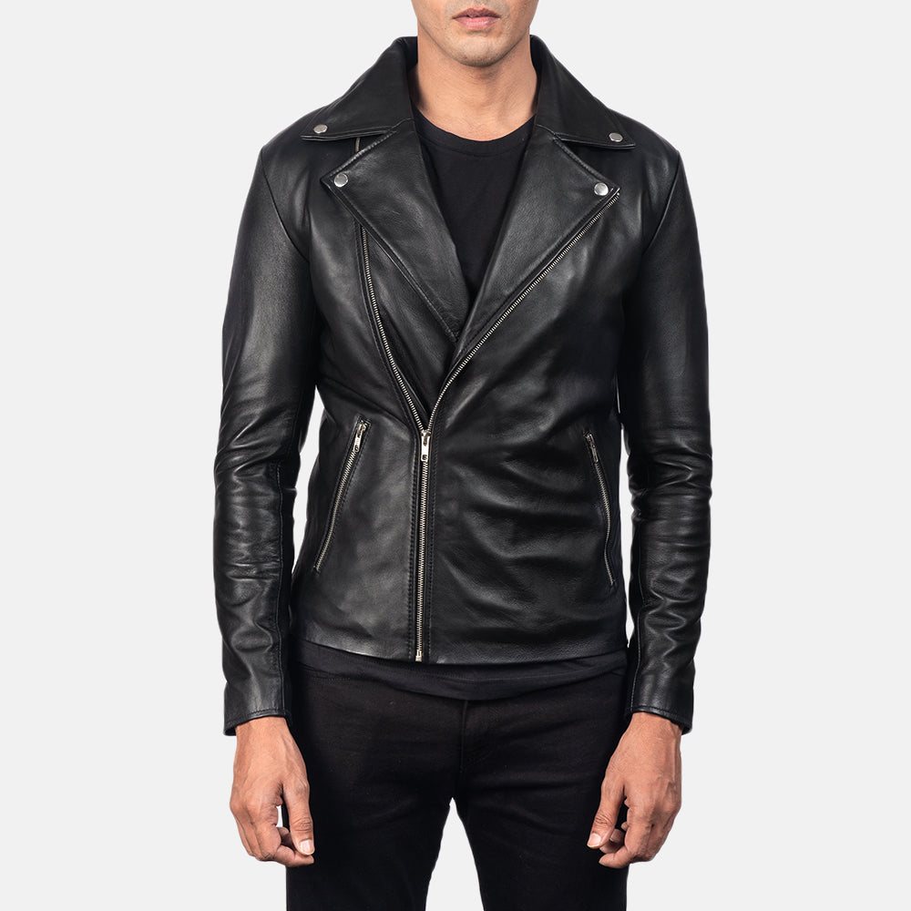 
Noah Black Leather Biker Jacket - Pamje anësore me prerje ergonomike të mëngëve