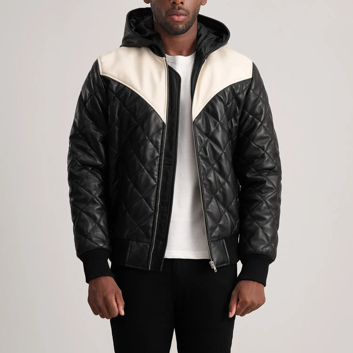 
Norman Tan Hooded Bomber Leather Puffer Jacket in Tan Brown Sheepskin Leather - Pamje ballore dhe siluetë e përshtatur | Bli online