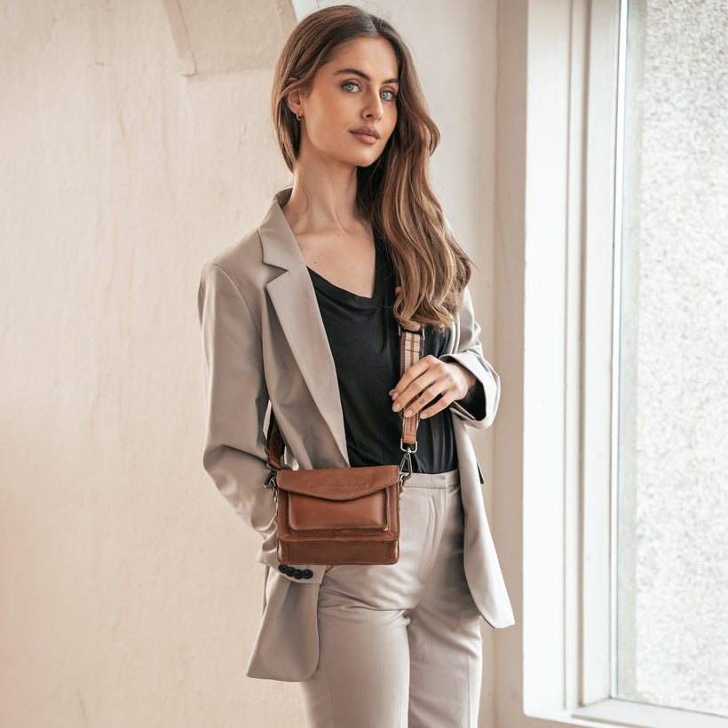 Beige Rrip krahu