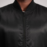 
Pamje e brendshme Showing Polyester Lining & Dy xhepa të brendshëm funksionalë