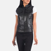 
Detaje nga afër of Band & Zipper Hardware on Rayne Moto E zezë Jelek Lëkure për Femra