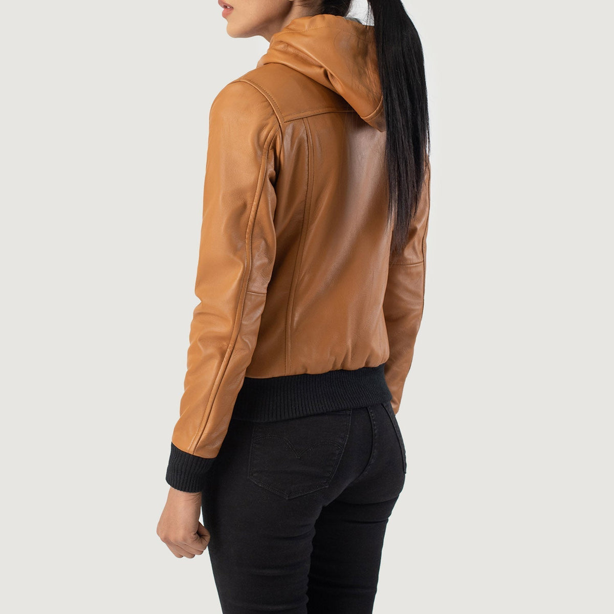 
Rebella Hooded Xhaketë Bomber Lëkure për Femra – alternate product view 5