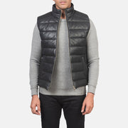 
Reeves E zezë Leather Jelek i fryrë i ngrohtë për Meshkuj in Black Sheepskin Leather - Pamje ballore dhe siluetë e përshtatur | Bli online