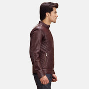 
Maroon Sheepskin Leather Biker Jacket - Pamje e pasme me supe të theksuara dhe buzë të pastër