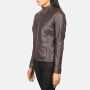 
Maroon Sheepskin Leather Biker Jacket - Pamje e pasme me supe të theksuara dhe buzë të pastër