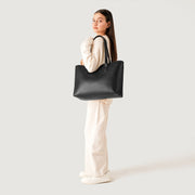 
The Bianca Çantë tote lëkure – alternate product view 2