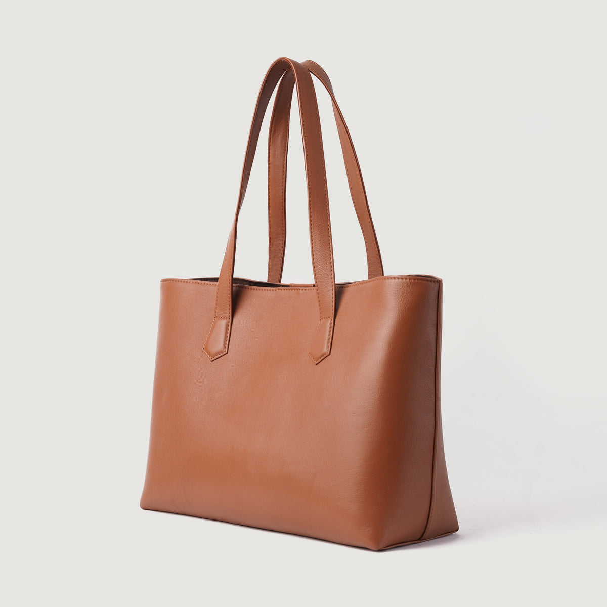 
The Bianca Çantë tote lëkure – alternate product view 4