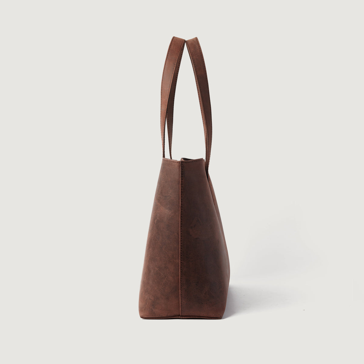 
Pamje e brendshme Showing Dedicated Padded Laptop Sleeve & Multi-Compartment Organization